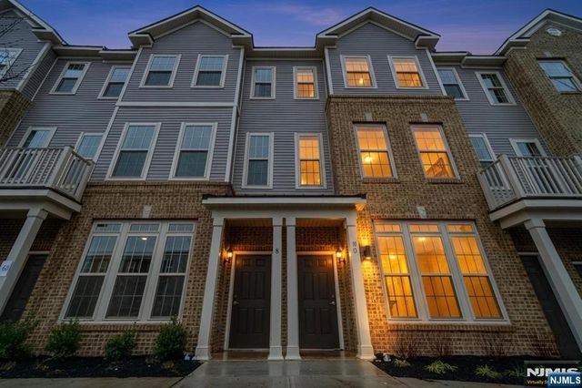 70 Leahy Drive, Wood Ridge, NJ 07075