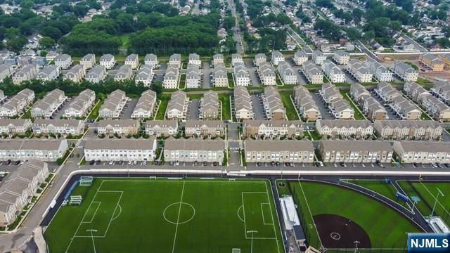 70 Leahy Drive, Wood Ridge, NJ 07075