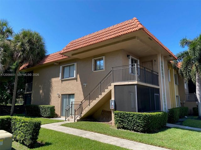 435 Lakeview Dr 201, Weston, FL 33326