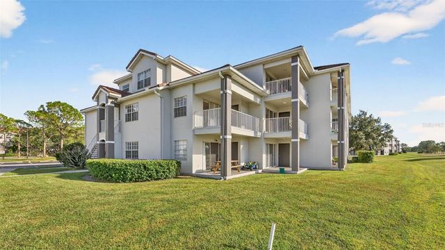 13917 FAIRWAY ISLAND DRIVE S, Orlando, FL 32837