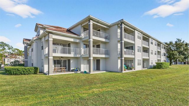 13917 FAIRWAY ISLAND DRIVE S, Orlando, FL 32837