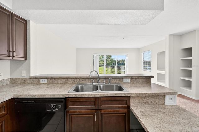 13917 FAIRWAY ISLAND DRIVE S, Orlando, FL 32837