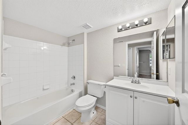 13917 FAIRWAY ISLAND DRIVE S, Orlando, FL 32837