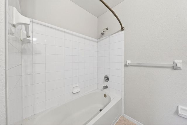 13917 FAIRWAY ISLAND DRIVE S, Orlando, FL 32837