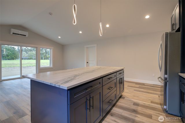 262 Octopus Avenue NE, Ocean Shores, WA 98569