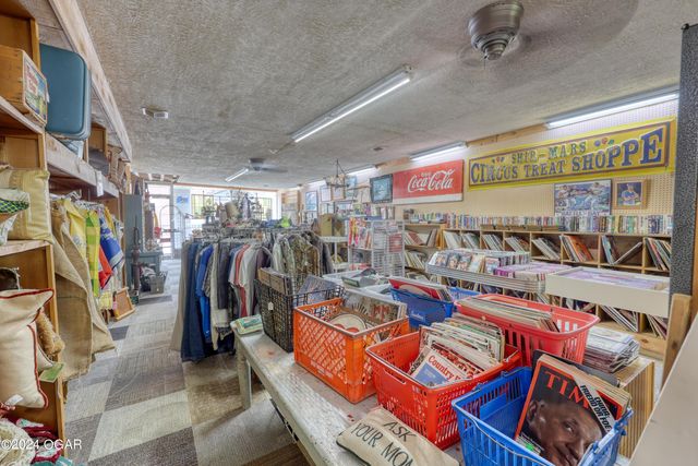 1041 Military Avenue, Baxter Springs, KS 66713