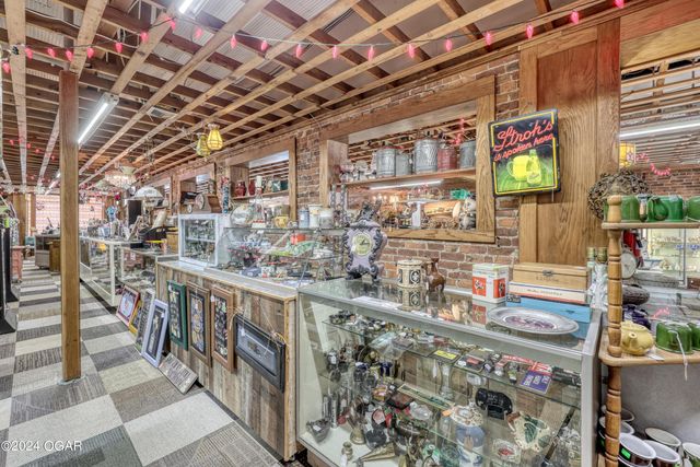 1041 Military Avenue, Baxter Springs, KS 66713