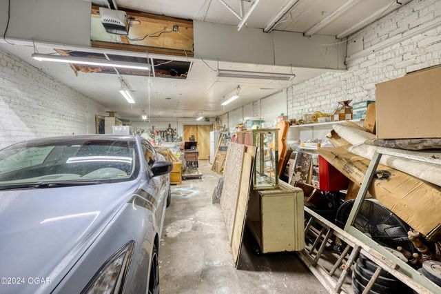 1041 Military Avenue, Baxter Springs, KS 66713