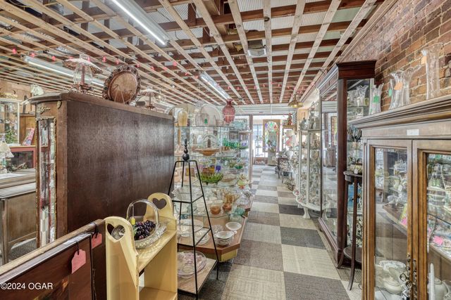 1041 Military Avenue, Baxter Springs, KS 66713