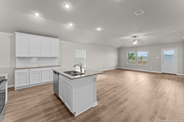 1684 Quiet Teal, New Braunfels, TX 78130