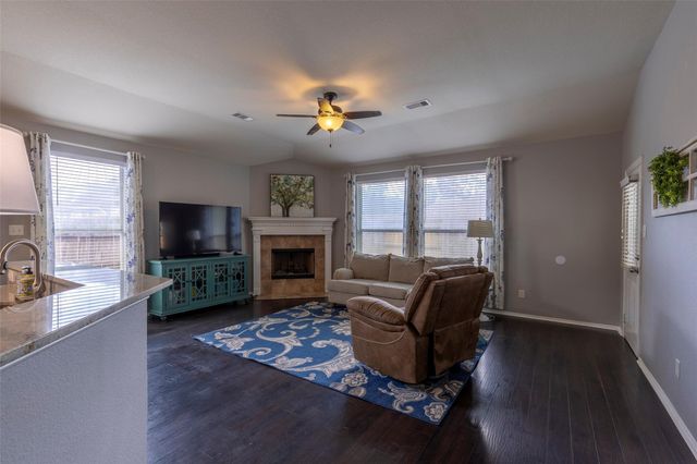 7006 Durango Creek Drive, Magnolia, TX 77354