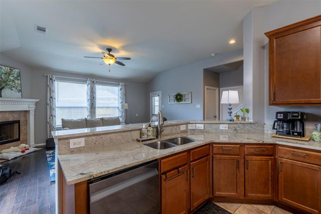 7006 Durango Creek Drive, Magnolia, TX 77354