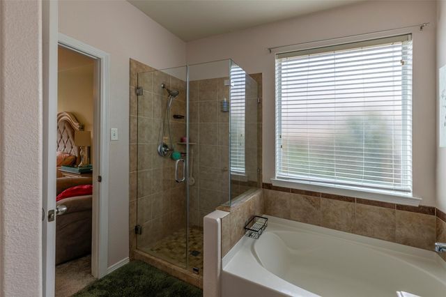 7006 Durango Creek Drive, Magnolia, TX 77354