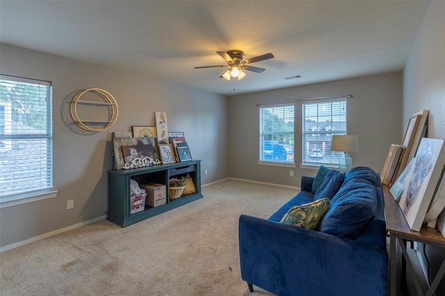 7006 Durango Creek Drive, Magnolia, TX 77354