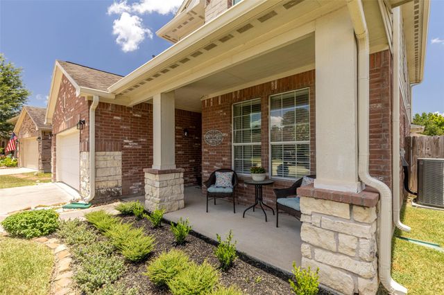 7006 Durango Creek Drive, Magnolia, TX 77354