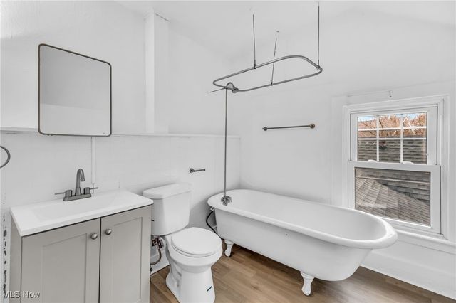 2751 Noble Road, Cleveland Heights, OH 44121