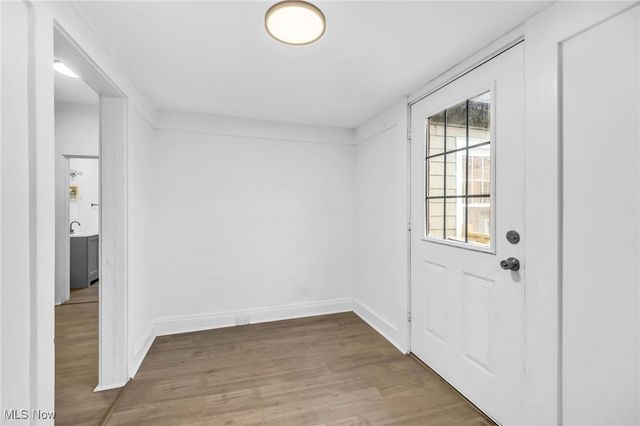 2751 Noble Road, Cleveland Heights, OH 44121