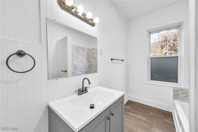 2751 Noble Road, Cleveland Heights, OH 44121