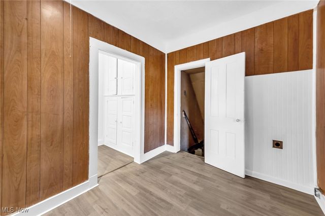 2751 Noble Road, Cleveland Heights, OH 44121