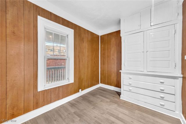 2751 Noble Road, Cleveland Heights, OH 44121