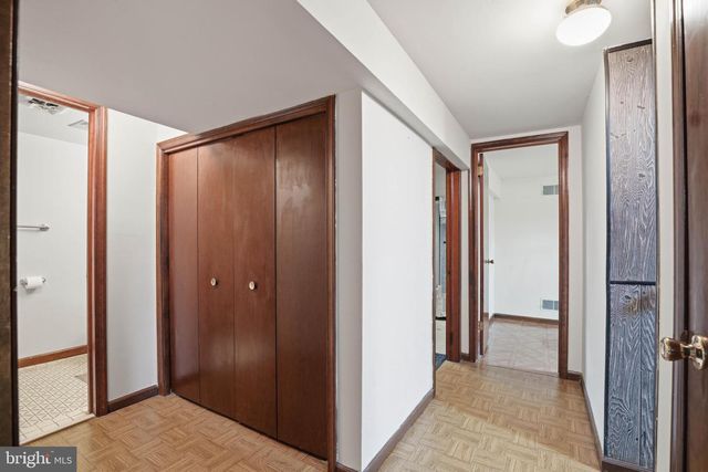 3218 CAROLINE DR, East Petersburg, PA 17520