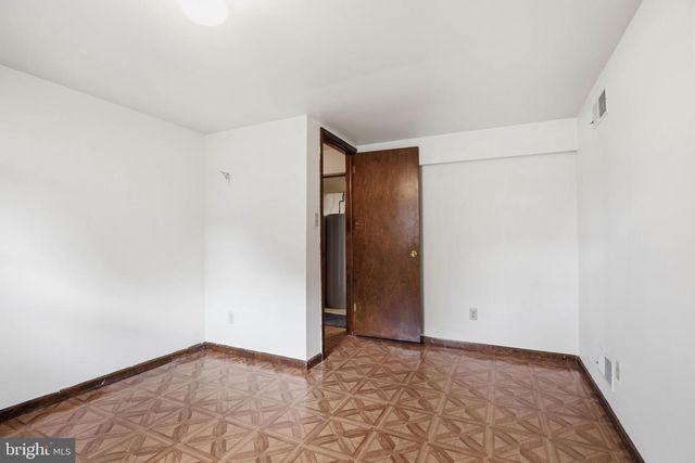 3218 CAROLINE DR, East Petersburg, PA 17520