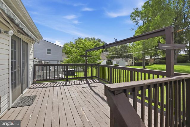 3218 CAROLINE DR, East Petersburg, PA 17520