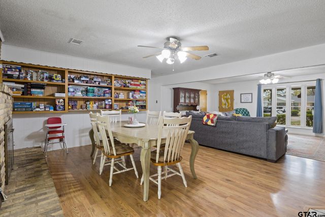 401 Hickory, Mt Pleasant, TX 75455