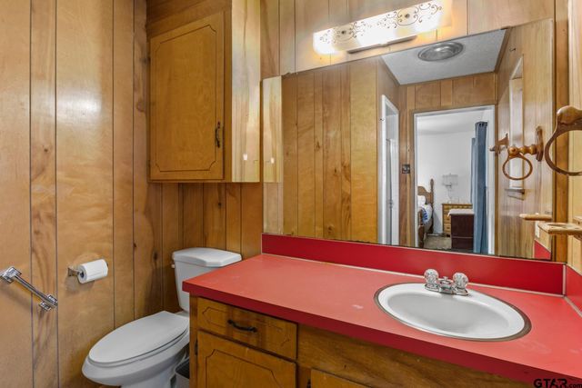 401 Hickory, Mt Pleasant, TX 75455