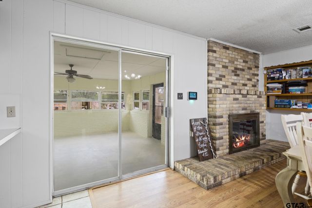 401 Hickory, Mt Pleasant, TX 75455