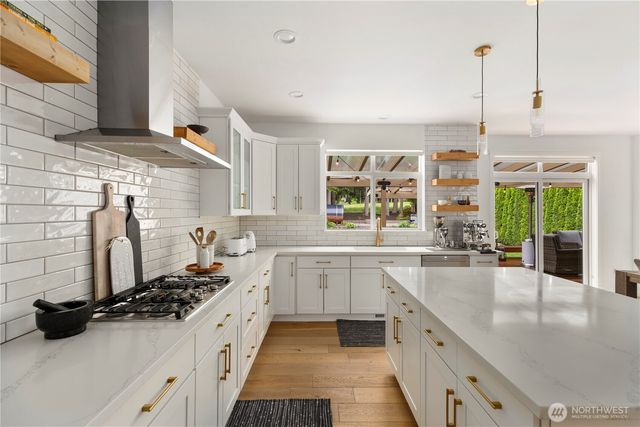 7517 Snowberry Avenue SE, Snoqualmie, WA 98065