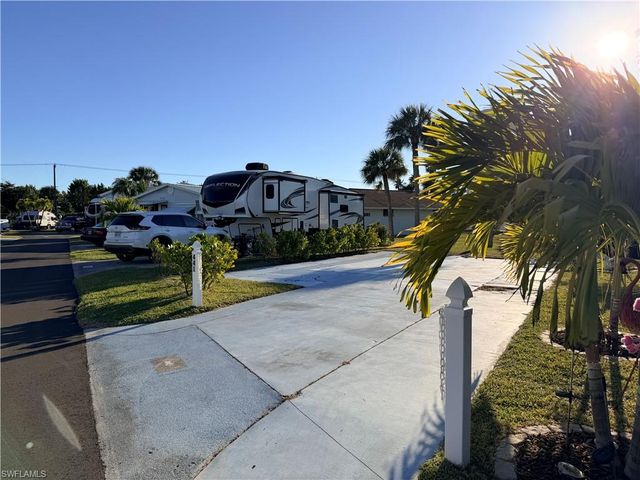 19681 Summerlin 441 RD, Fort Myers, FL 33908