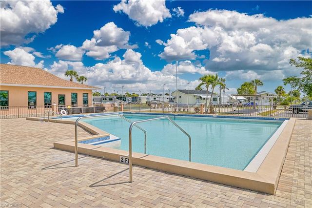 19681 Summerlin 441 RD, Fort Myers, FL 33908