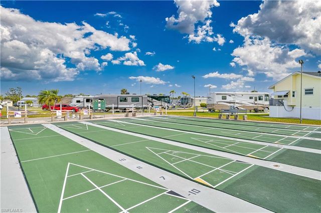 19681 Summerlin 441 RD, Fort Myers, FL 33908