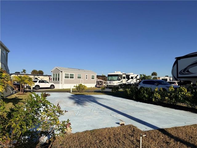 19681 Summerlin 441 RD, Fort Myers, FL 33908