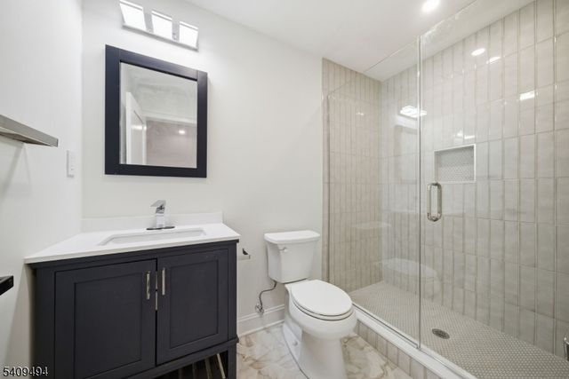 28 Irving St, Montclair Twp., NJ 07042