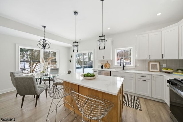 28 Irving St, Montclair Twp., NJ 07042