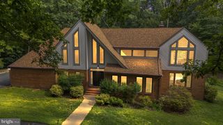 10101 JAYDEE BLVD, Fairfax Station, VA 22039
