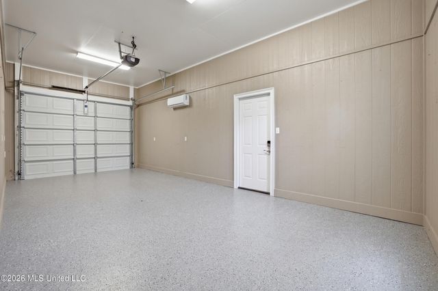 28 W Lake Road, Hattiesburg, MS 39402