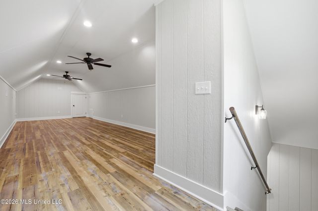 28 W Lake Road, Hattiesburg, MS 39402