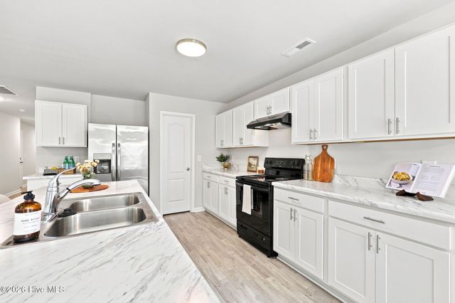800 Conductor Court, Vass, NC 28394