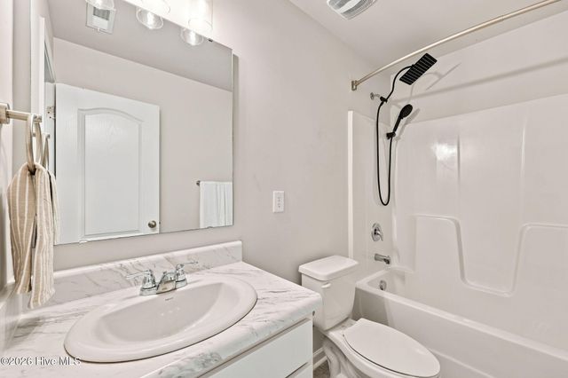 800 Conductor Court, Vass, NC 28394