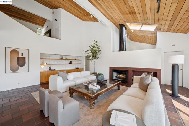 116 TAPPAN LANE, Orinda, CA 94563