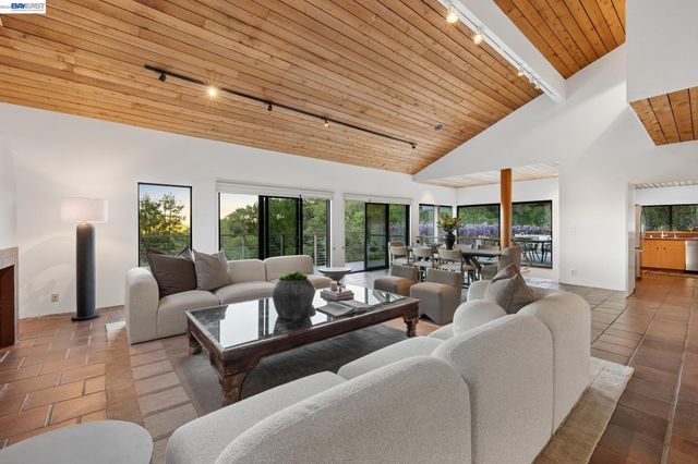 116 TAPPAN LANE, Orinda, CA 94563