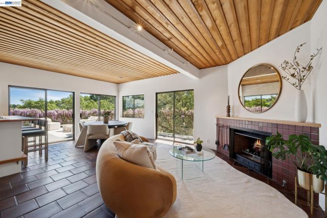 116 TAPPAN LANE, Orinda, CA 94563