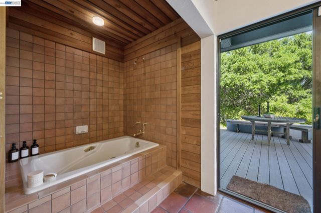 116 TAPPAN LANE, Orinda, CA 94563