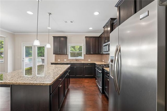 7294 Parkland Bend, Fairburn, GA 30213