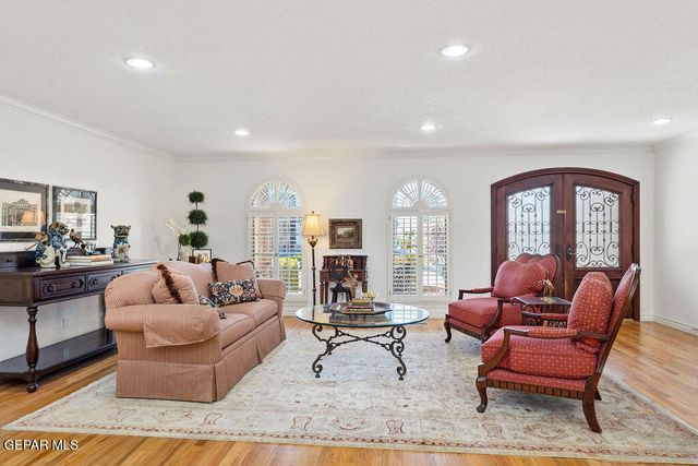 6025 TORREY PINES Drive, El Paso, TX 79912