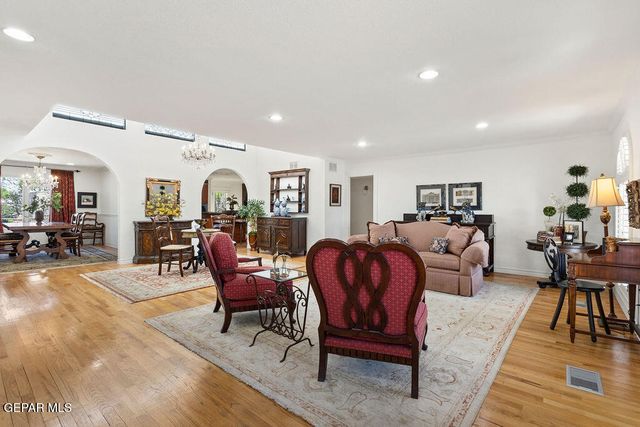 6025 TORREY PINES Drive, El Paso, TX 79912