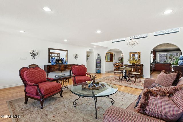 6025 TORREY PINES Drive, El Paso, TX 79912